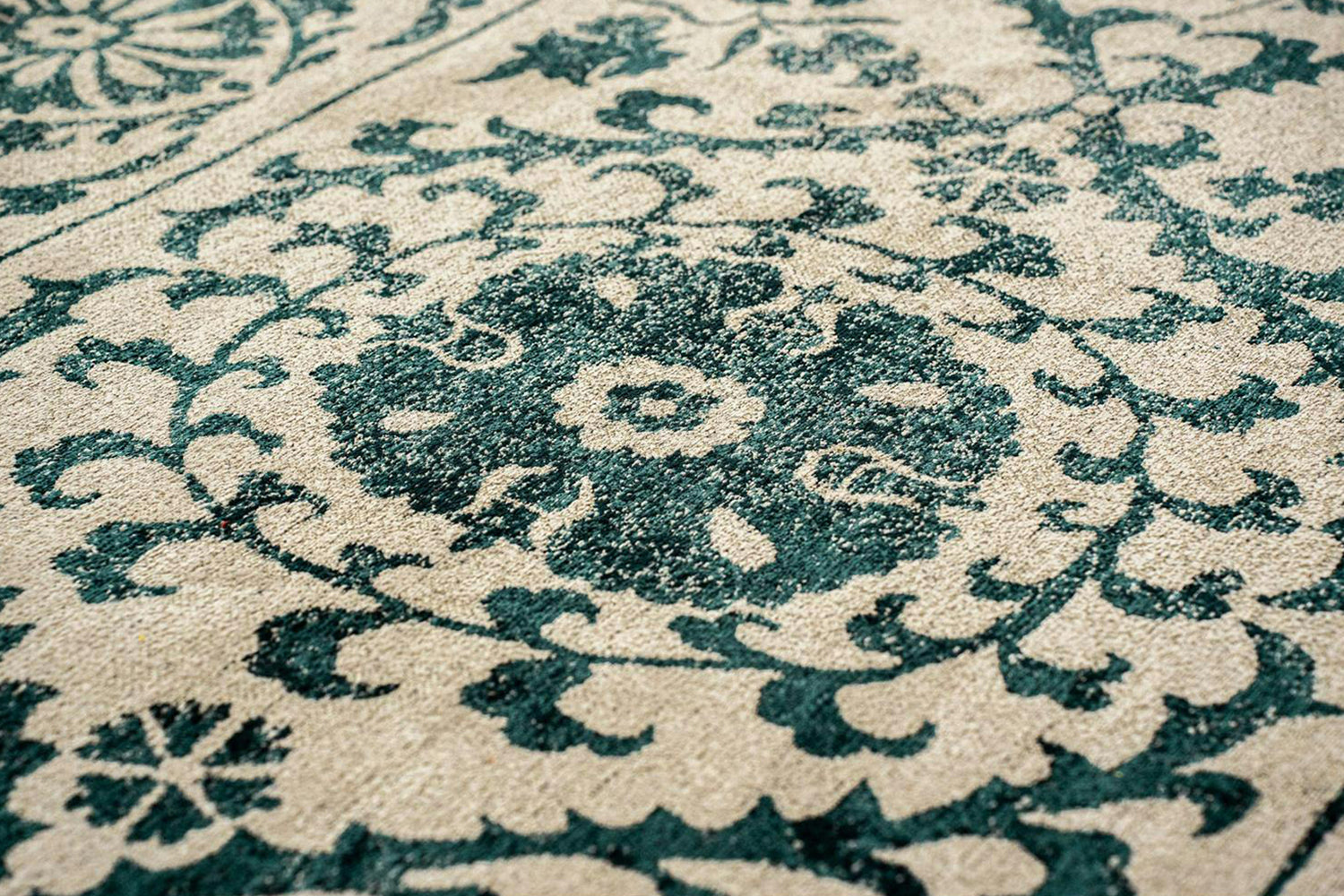 Louis De Poortere | Suzani Eco Rug | Green | 200 x 280 cm-7