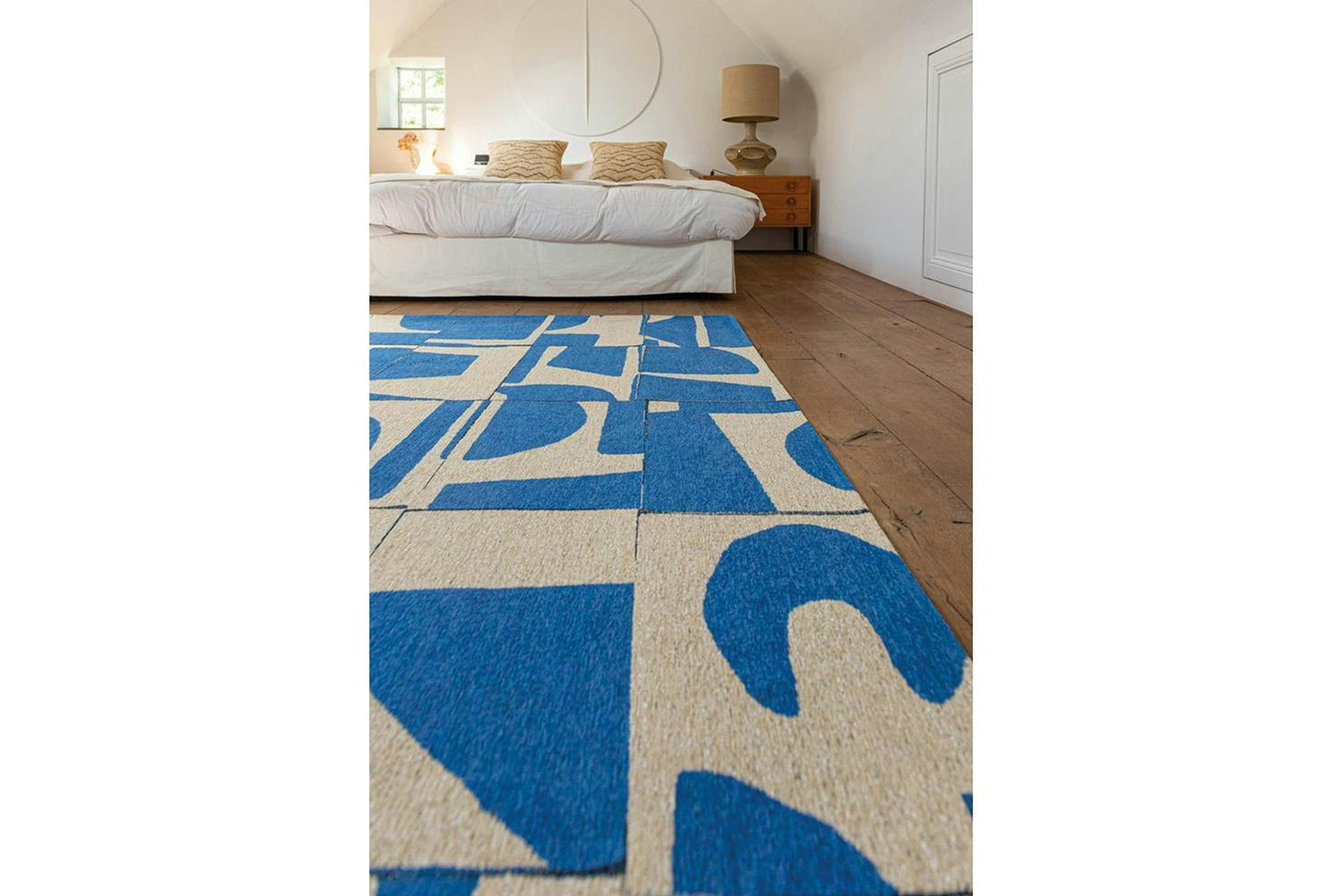 Louis De Poortere | Papercut Indoor Eco Rug | Blue/White | 240 x 340 cm-3