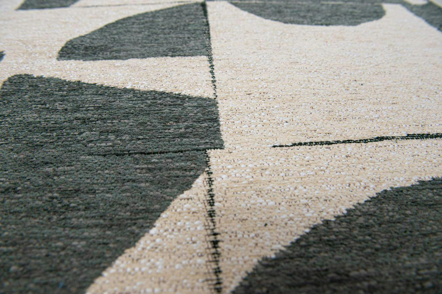 Louis De Poortere | Papercut Indoor Eco Rug | Beige/Green | 200 x 280 cm-6