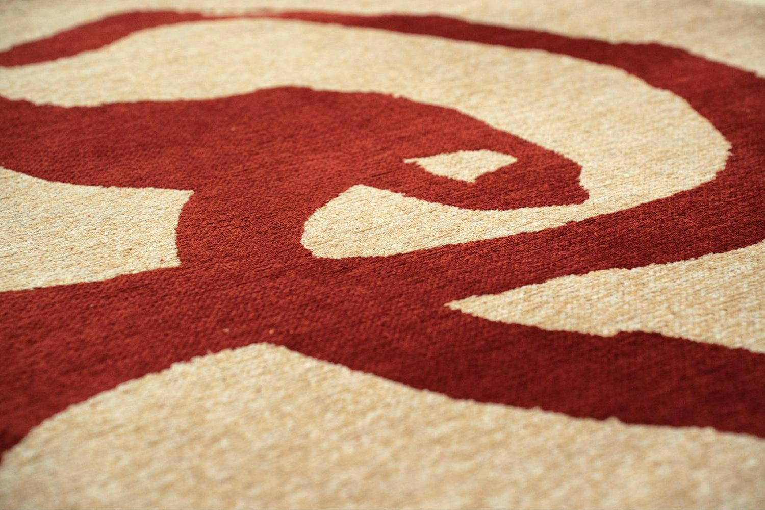 Louis De Poortere | Ribbon Imperial Eco Rug | Red/Beige | 280 x 390 cm-8