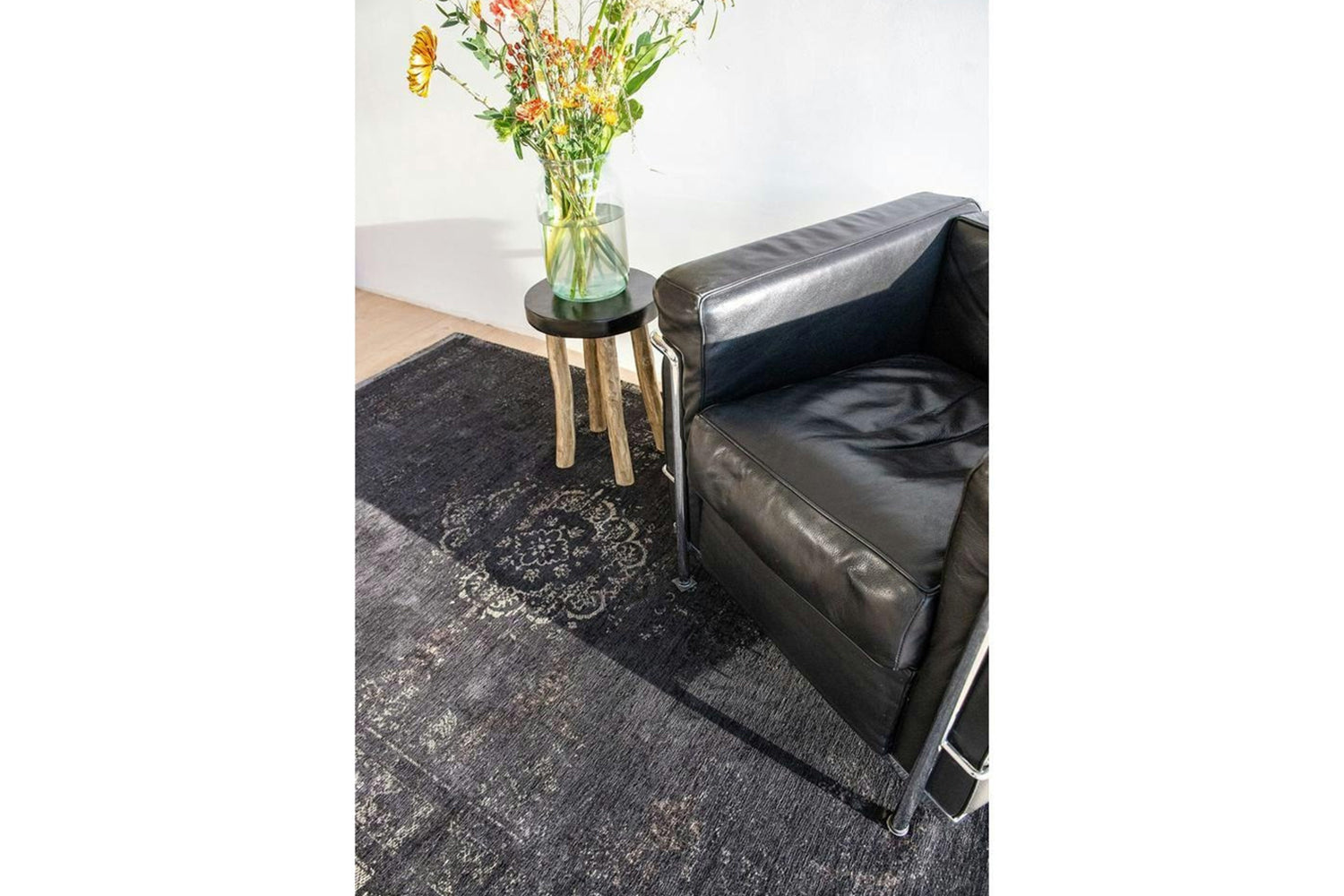 Louis De Poortere | Medallion Eco Rug | Mineral Black | 240 x 340 cm-3