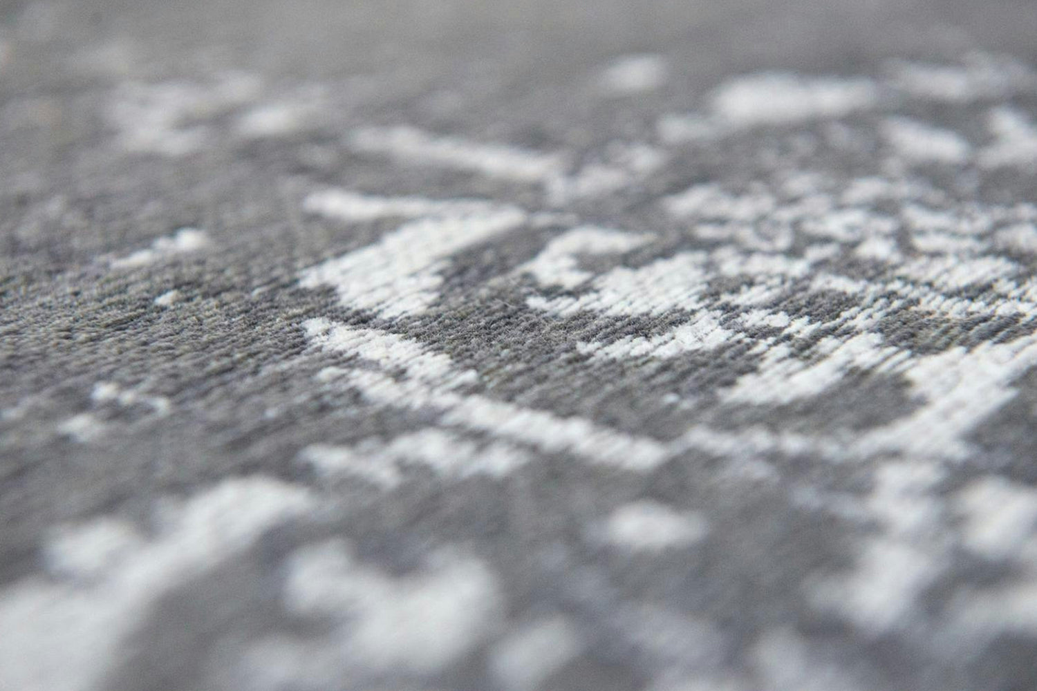 Louis De Poortere | Medallion Eco Rug | Stone | 200 x 280 cm-9