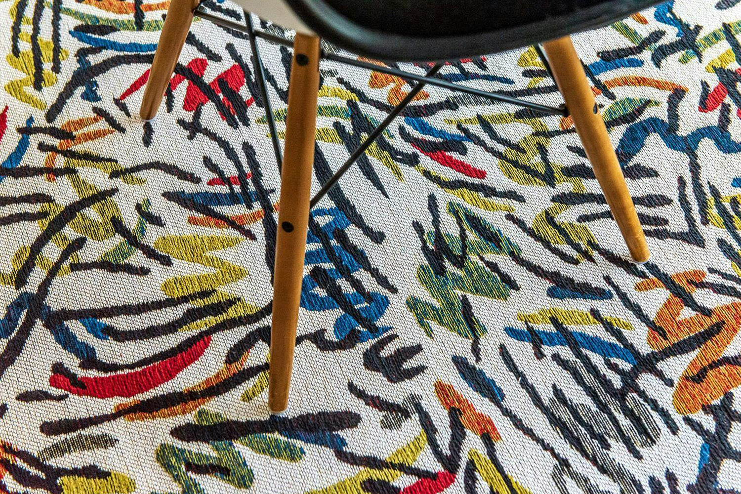 Louis De Poortere | Graffito Street Graph Eco Rug | Multicolour | 140 x 200 cm-5