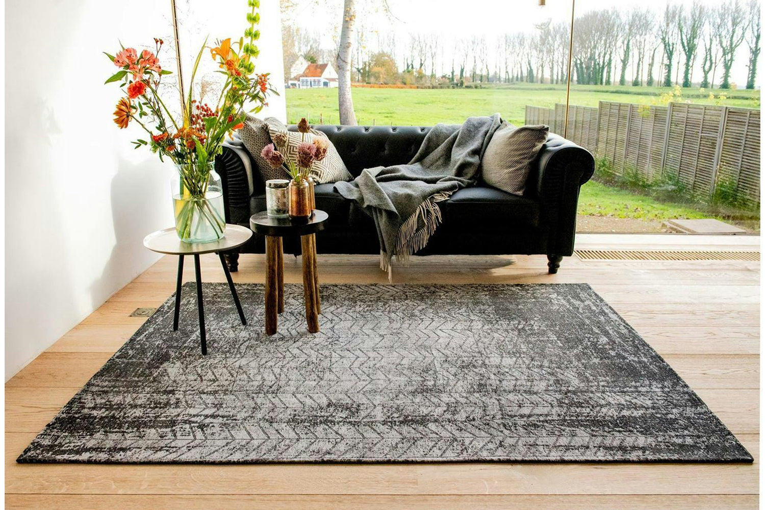 Louis De Poortere | Jacob's Ladder Eco Rug | Harlem Contrast | 280 x 390 cm-2
