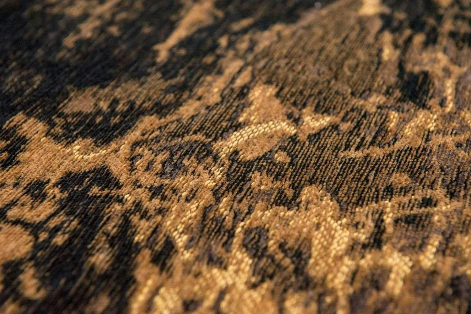 Louis De Poortere | Cracks Eco Rug | Orange | 280 x 390 cm-4