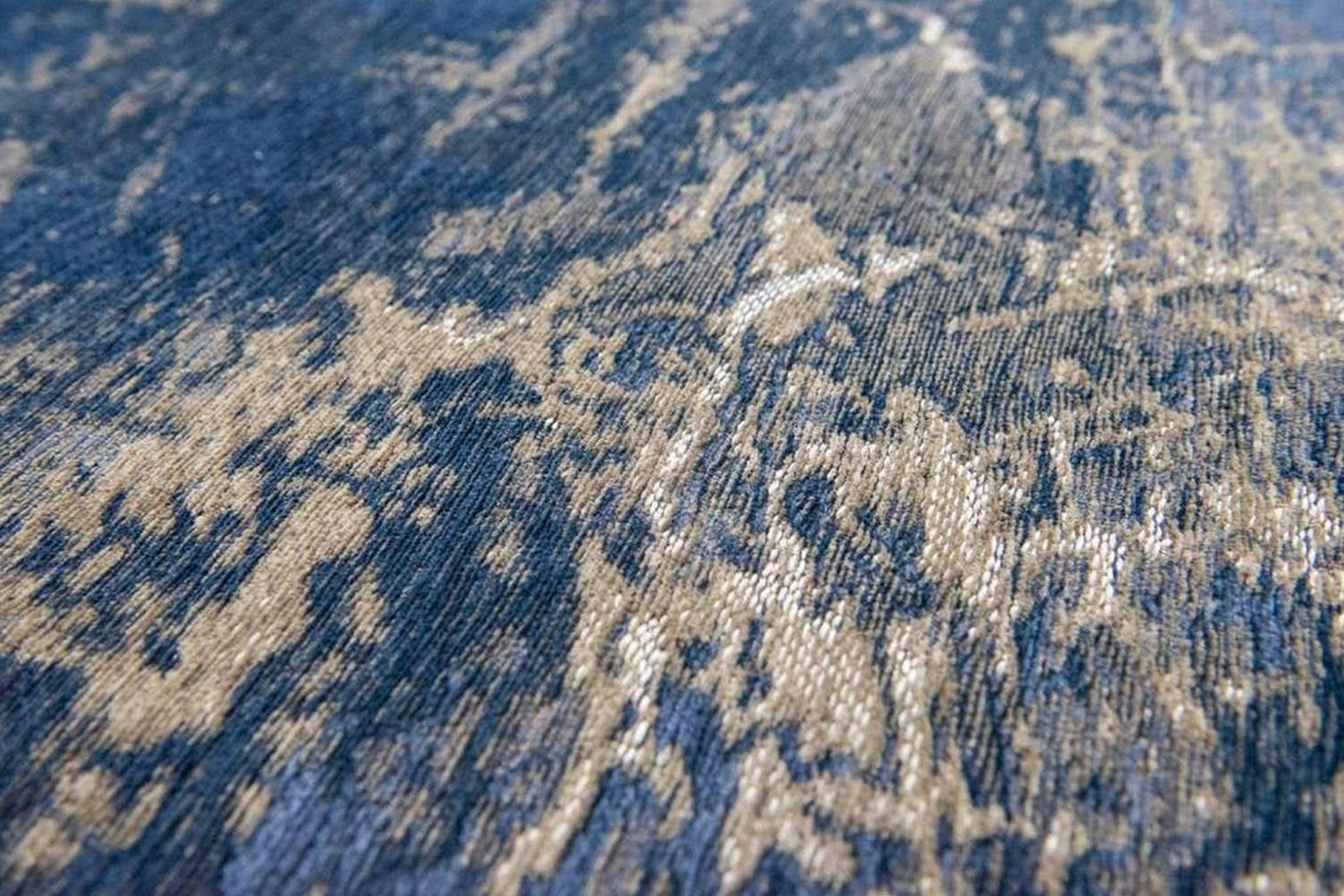 Louis De Poortere | Cracks Eco Rug | Blue | 140 x 200 cm-4