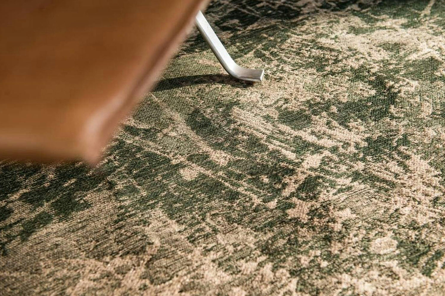 Louis De Poortere | Cracks Eco Round Rug | Green | 140 x 140 cm-3