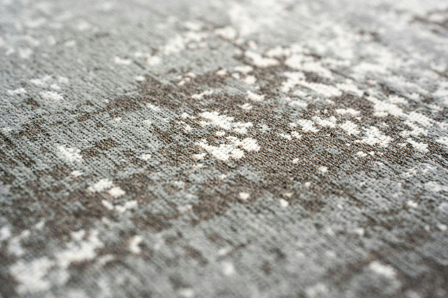 Louis De Poortere | Virgin Land Eco Round Rug | Grey | 140 x 140 cm-3