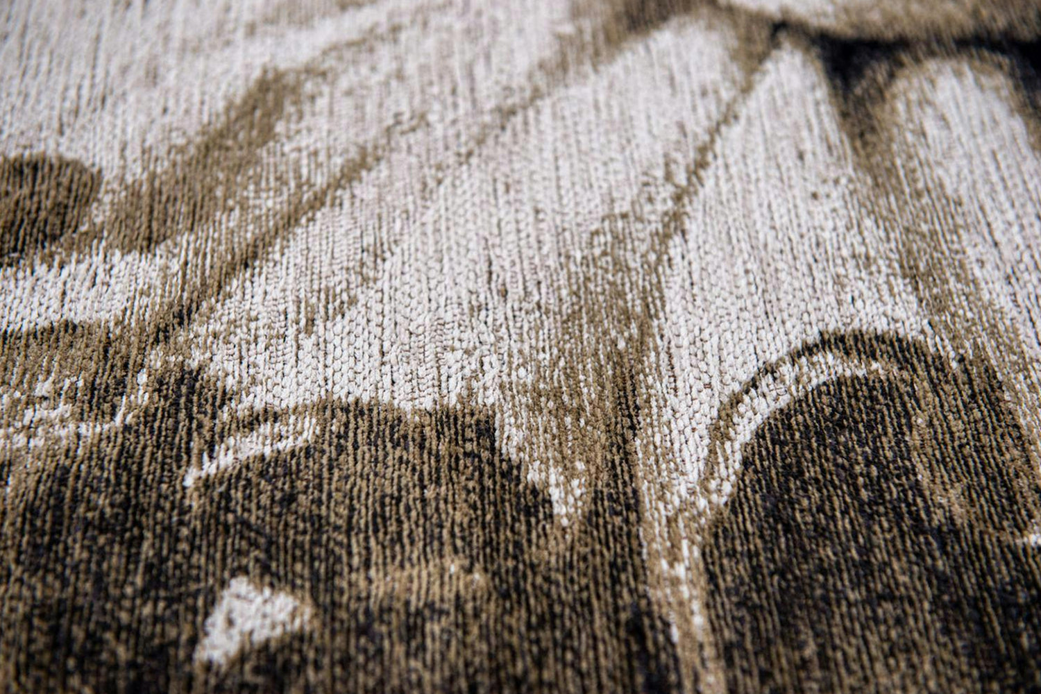 Louis De Poortere | Momento Mori Funny Bones Eco Rug | Black | 100 x 140 cm-6