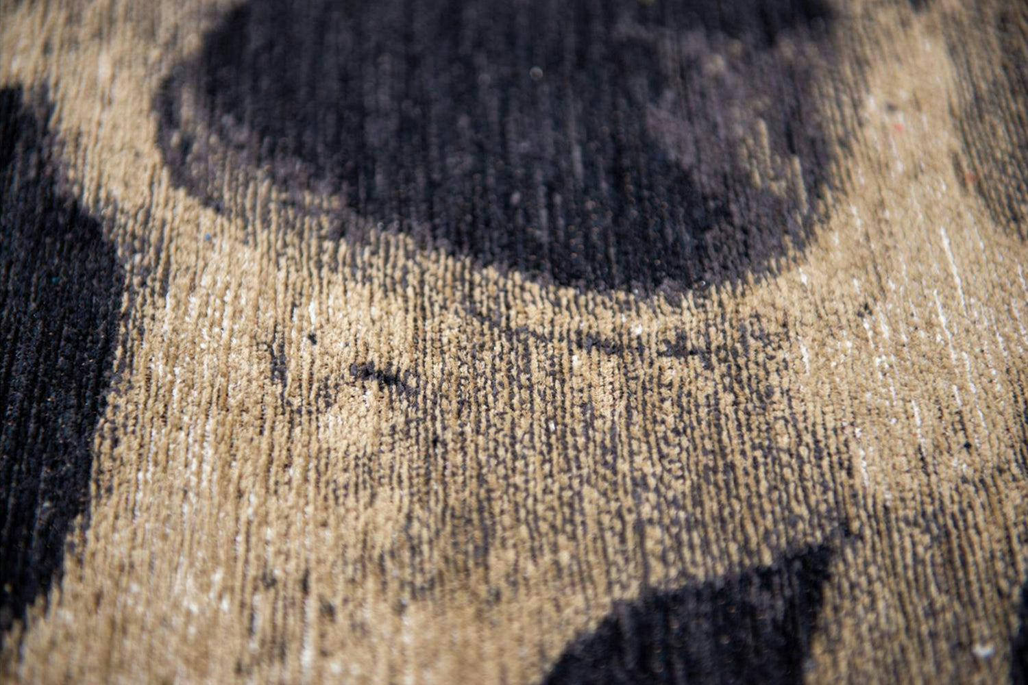 Louis De Poortere | Momento Mori Funny Bones Eco Rug | Black | 240 x 340 cm-4