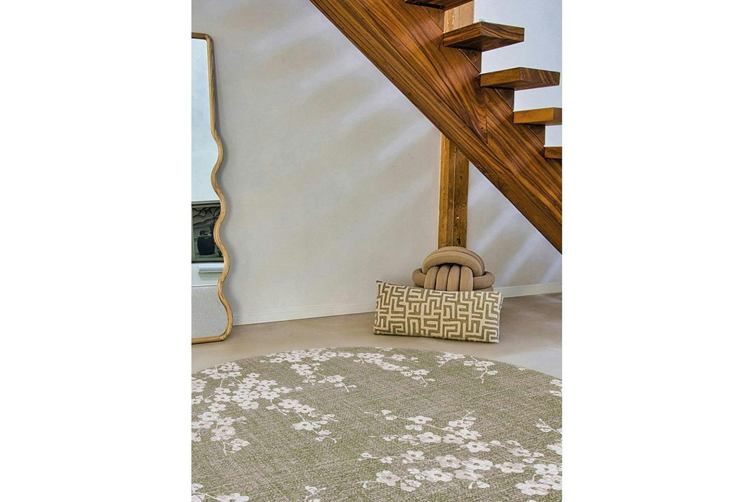 Louis De Poortere | Sakura Wet Garden Eco Round Rug | Green | 140 x 140 cm-3