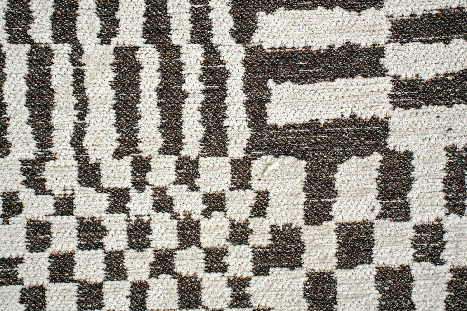 Louis De Poortere | Berber Caidal Indoor Eco Rug | Black/White | 80 x 150 cm-8