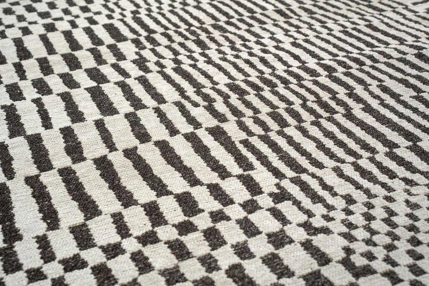 Louis De Poortere | Berber Caidal Indoor Eco Rug | Black/White | 170 x 240 cm-5