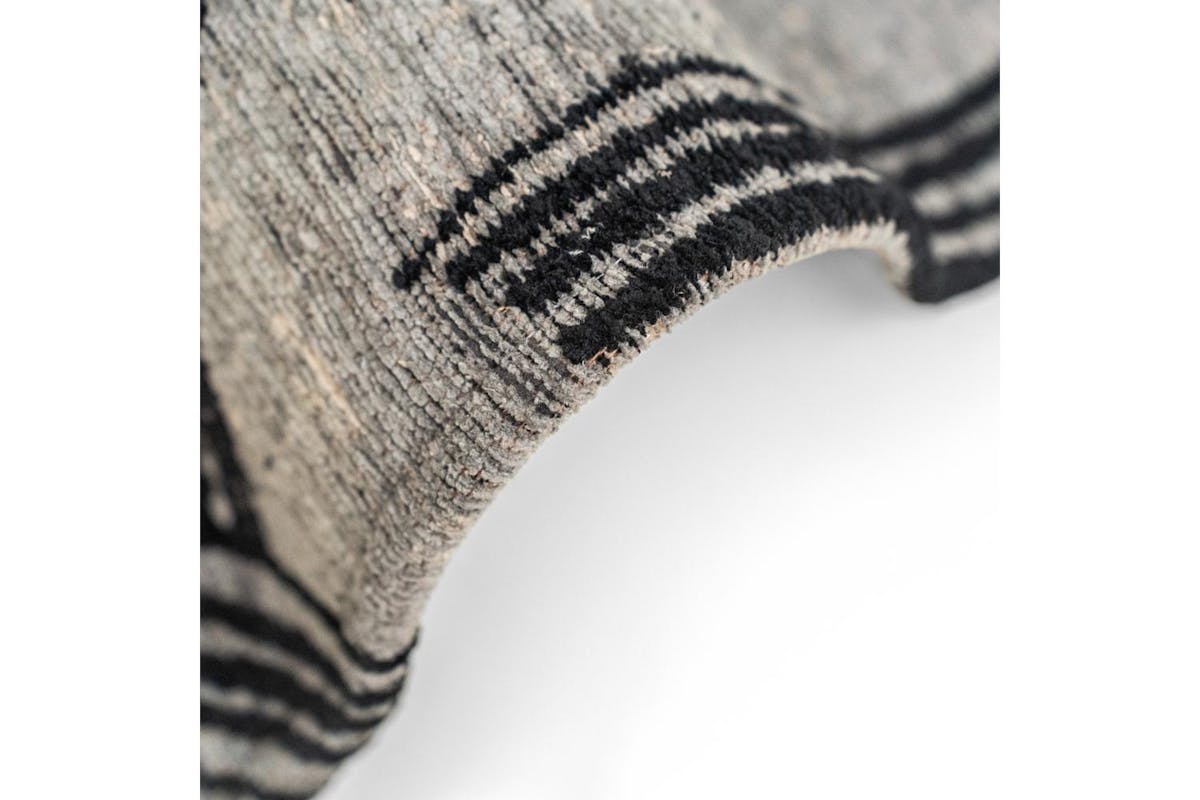 Louis De Poortere | Dark Street Rug | 80 x 150 cm-4