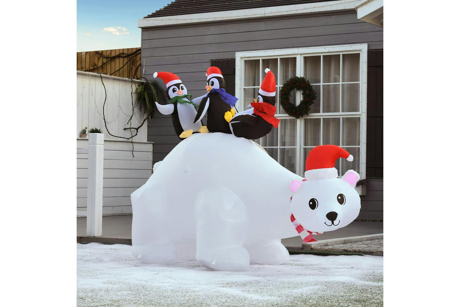 Homcom | Outdoor Christmas Inflatable Display with Penguins and Polar Bear | 5ft-7