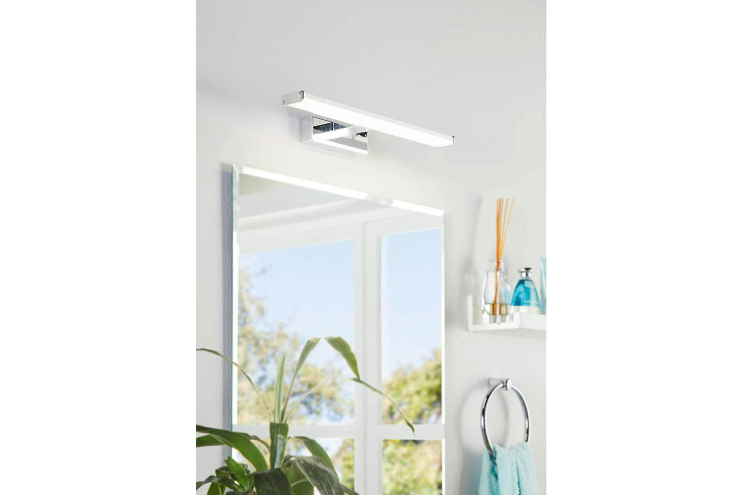 Eglo | Pandella 1 LED Bathroom Light | Silver-2