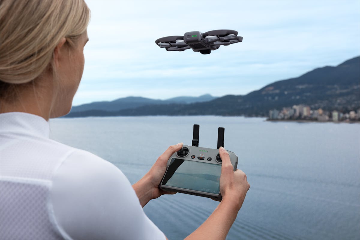 DJI Avata 360 Fly More Combo RC 2-2
