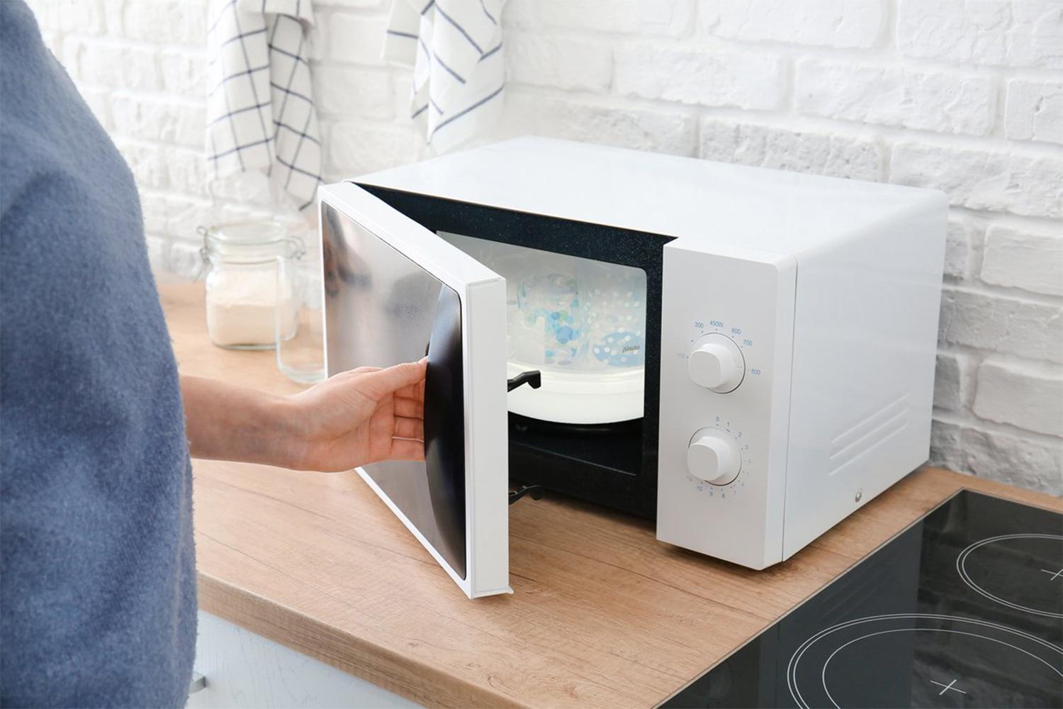 Alecto BW05 Microwave Bottle Sterilizer-7