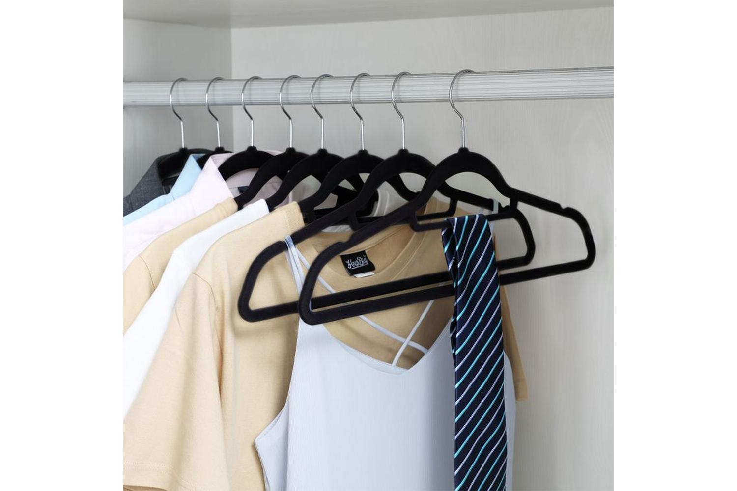 Songmics CRF50B Ultra Thin Velvet Hangers-3