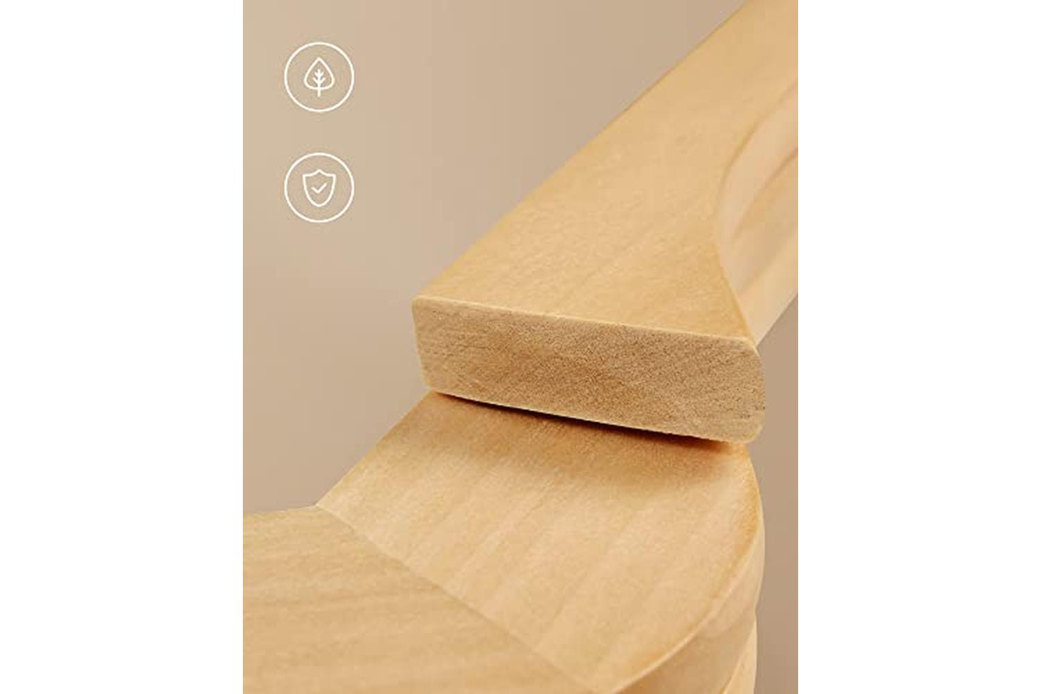 Songmics CRW001-50 17.5" Maple Wood Hanger-3