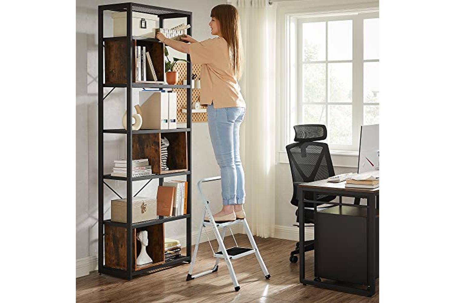 Songmics GSL12WT 2 Steps Stepladder-3