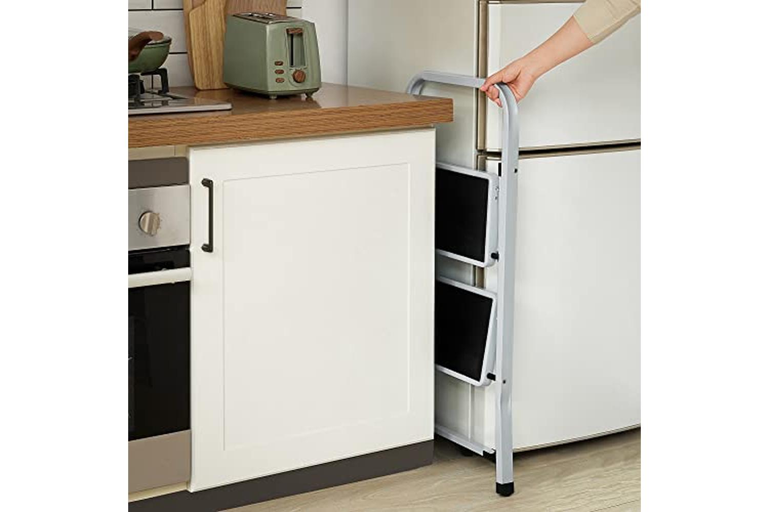 Songmics GSL12WT 2 Steps Stepladder-4