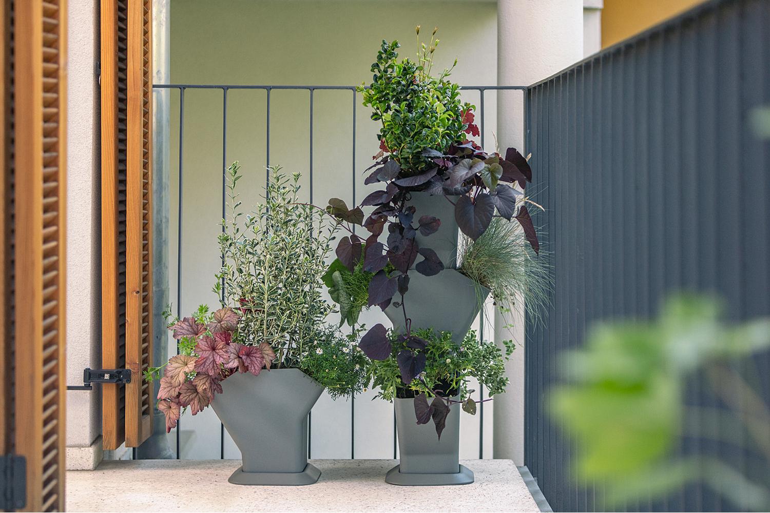 Plastia Tree Vertical Self-Watering Flower Pot | Grey | Set of 3 | 31.3cm-4