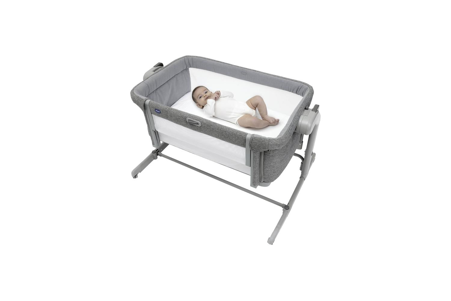 Chicco Next2me Magic Evo Bedside Crib: Adjustable Baby Crib With Mesh Windows