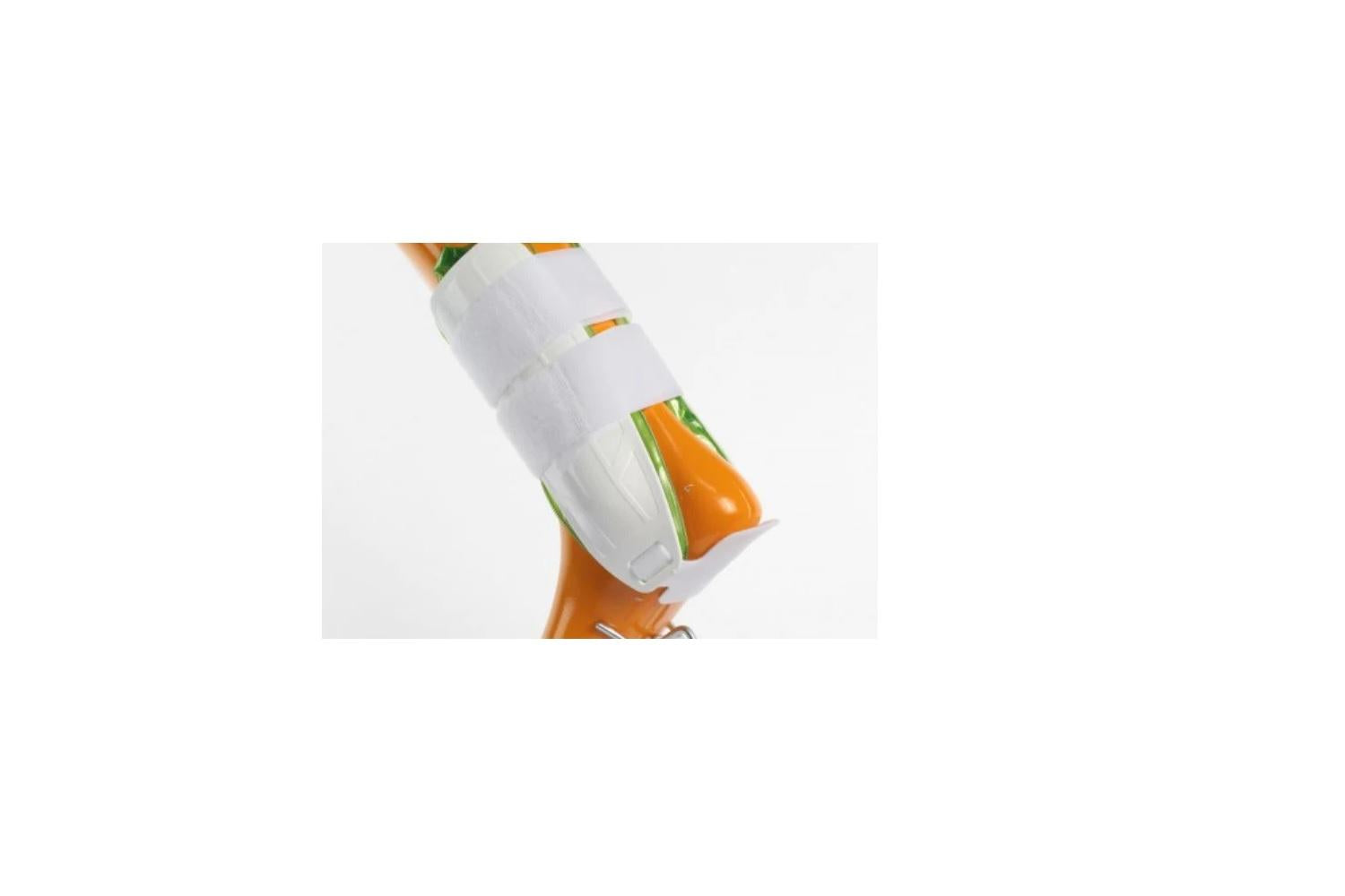 Hemmka Health Plastic Ankle Support | Inflatable Air Padded | One Size