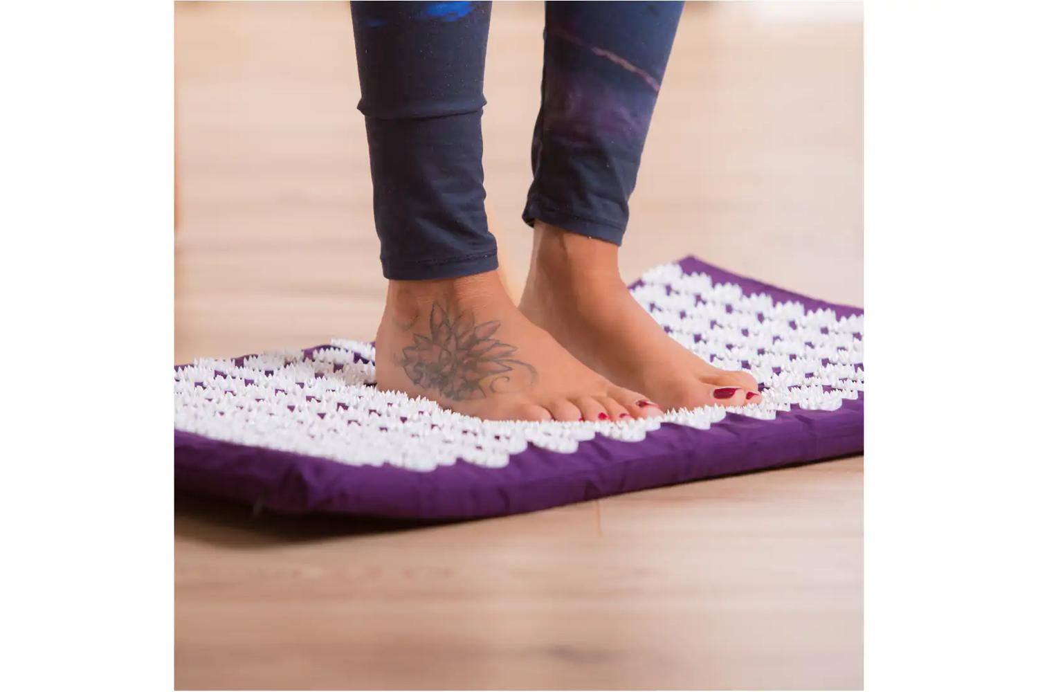 White Lotus Pr14 Memory Foam Acupressure Mat | Purple-4