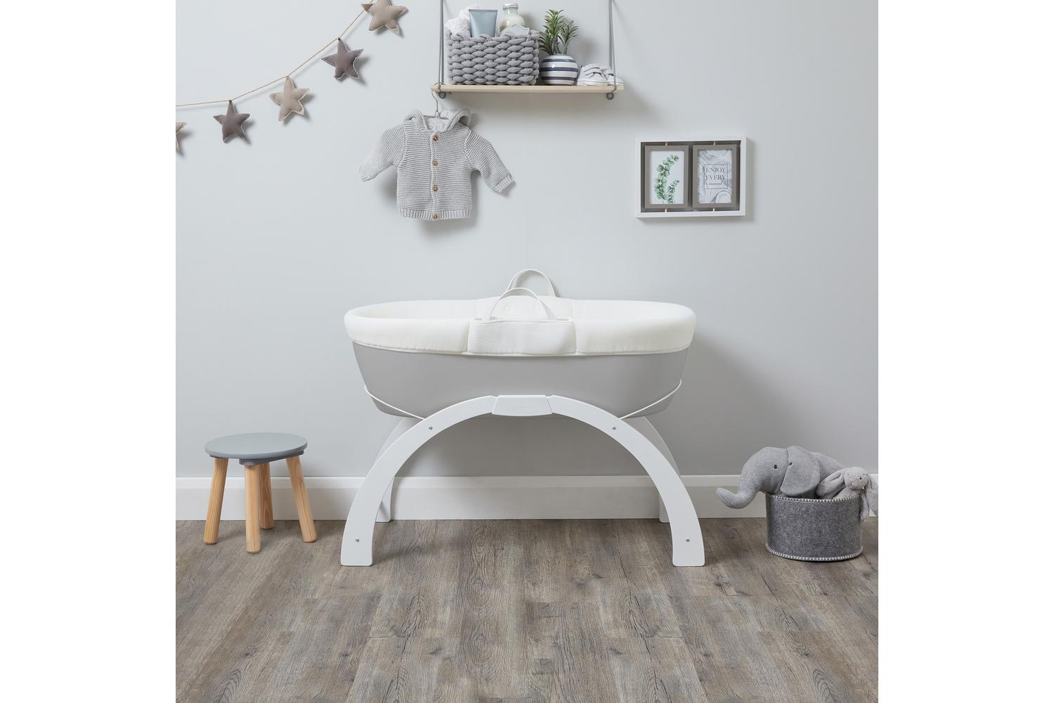 Shnuggle Dreami Moses Basket & Stand | Grey-2