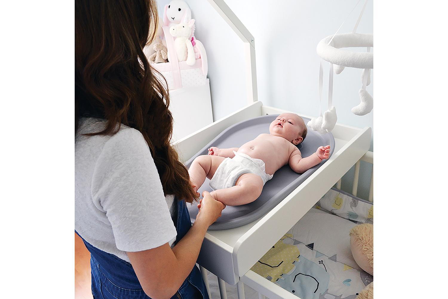 Shnuggle Squishy Changing Mat-4