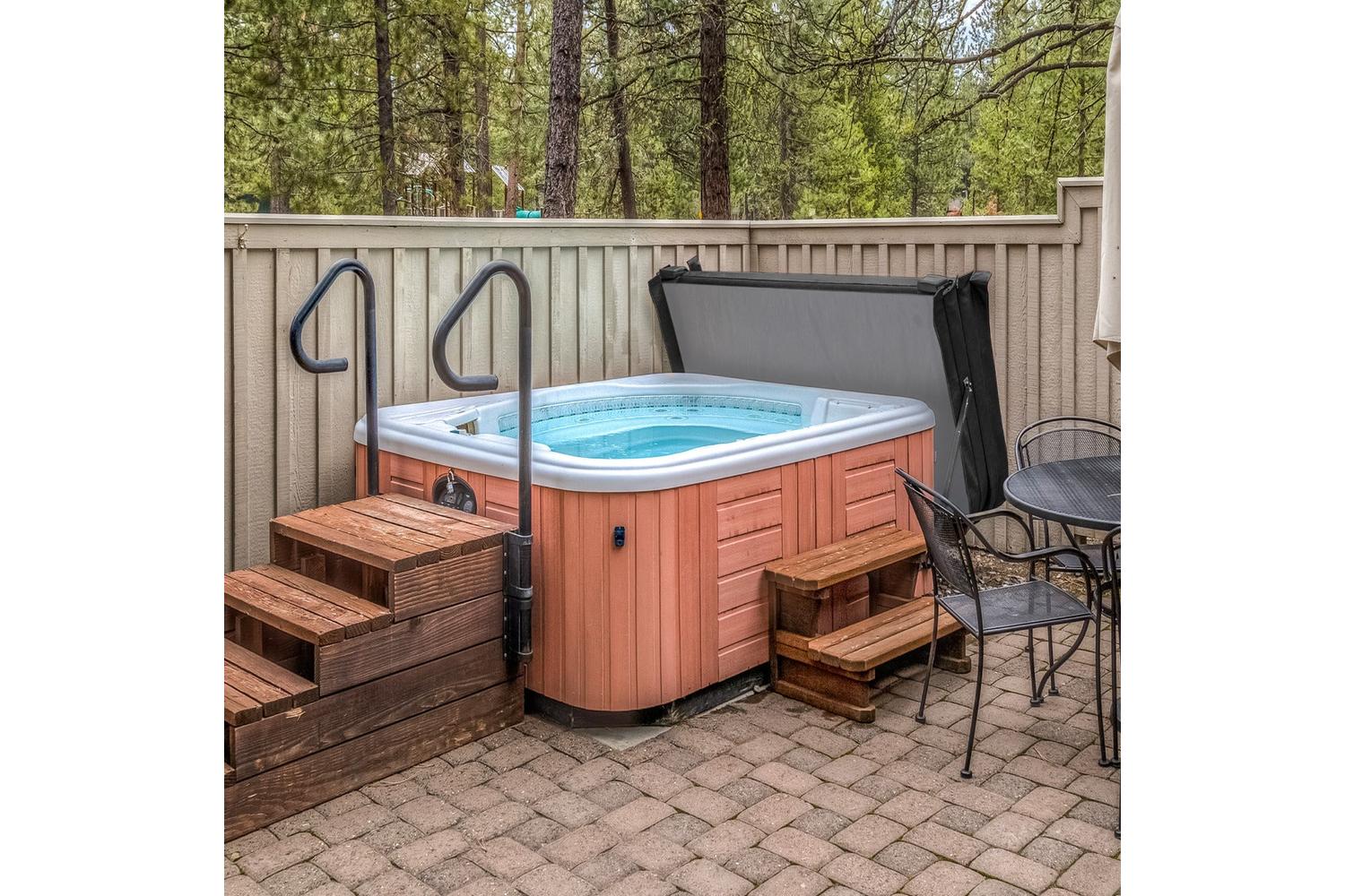 Monstershop 2m Hot Tub Spa Cover | Black-3
