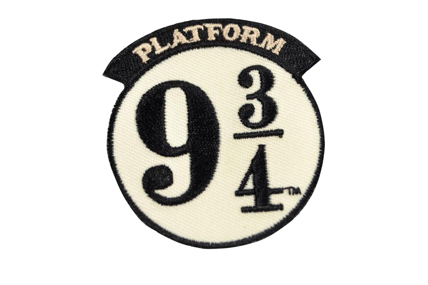 Platform 9 3/4 - Officially Licensed Keychain