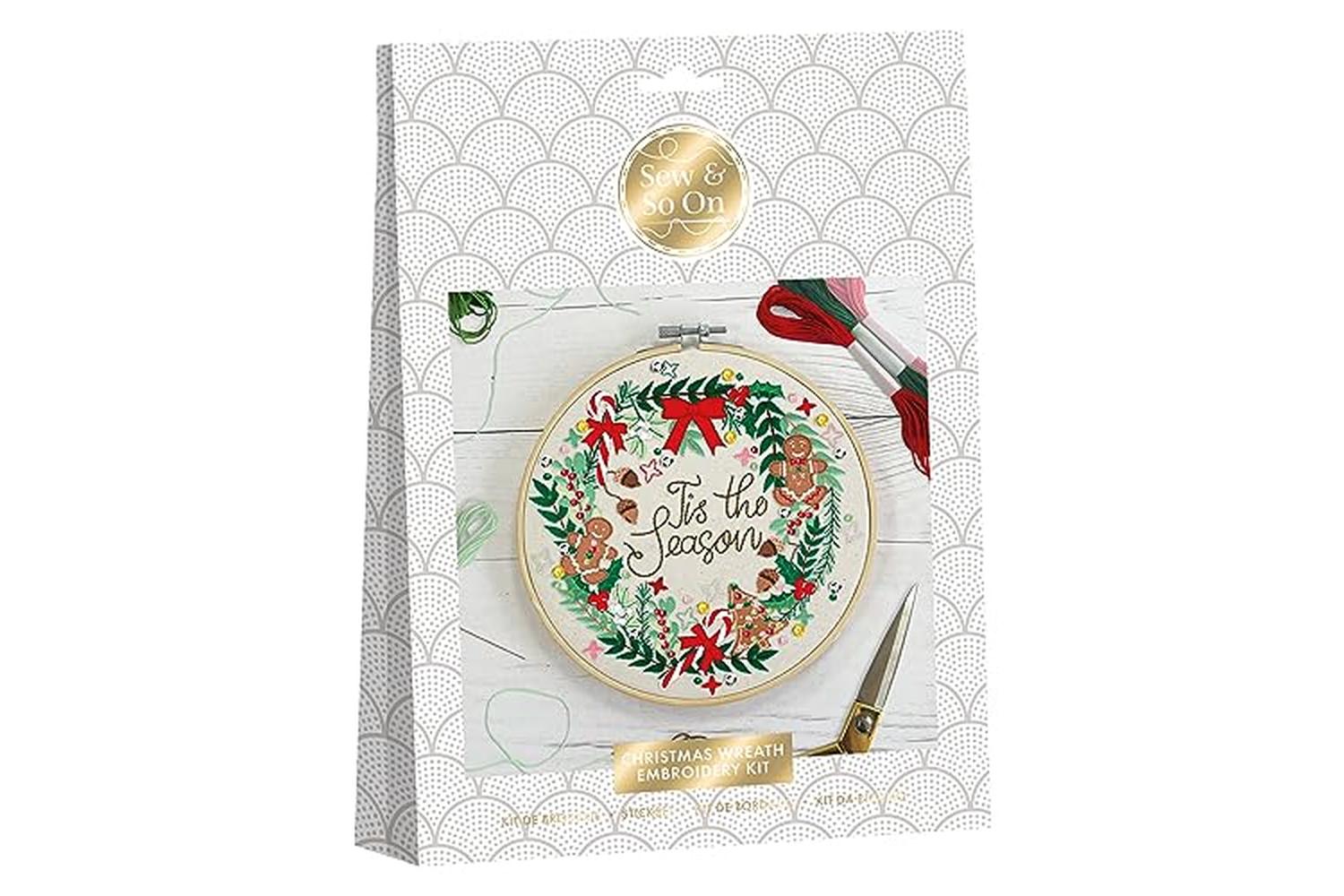 Sew & So On Sew 106013 - Embroidery Kit  Christmas Wreath-2