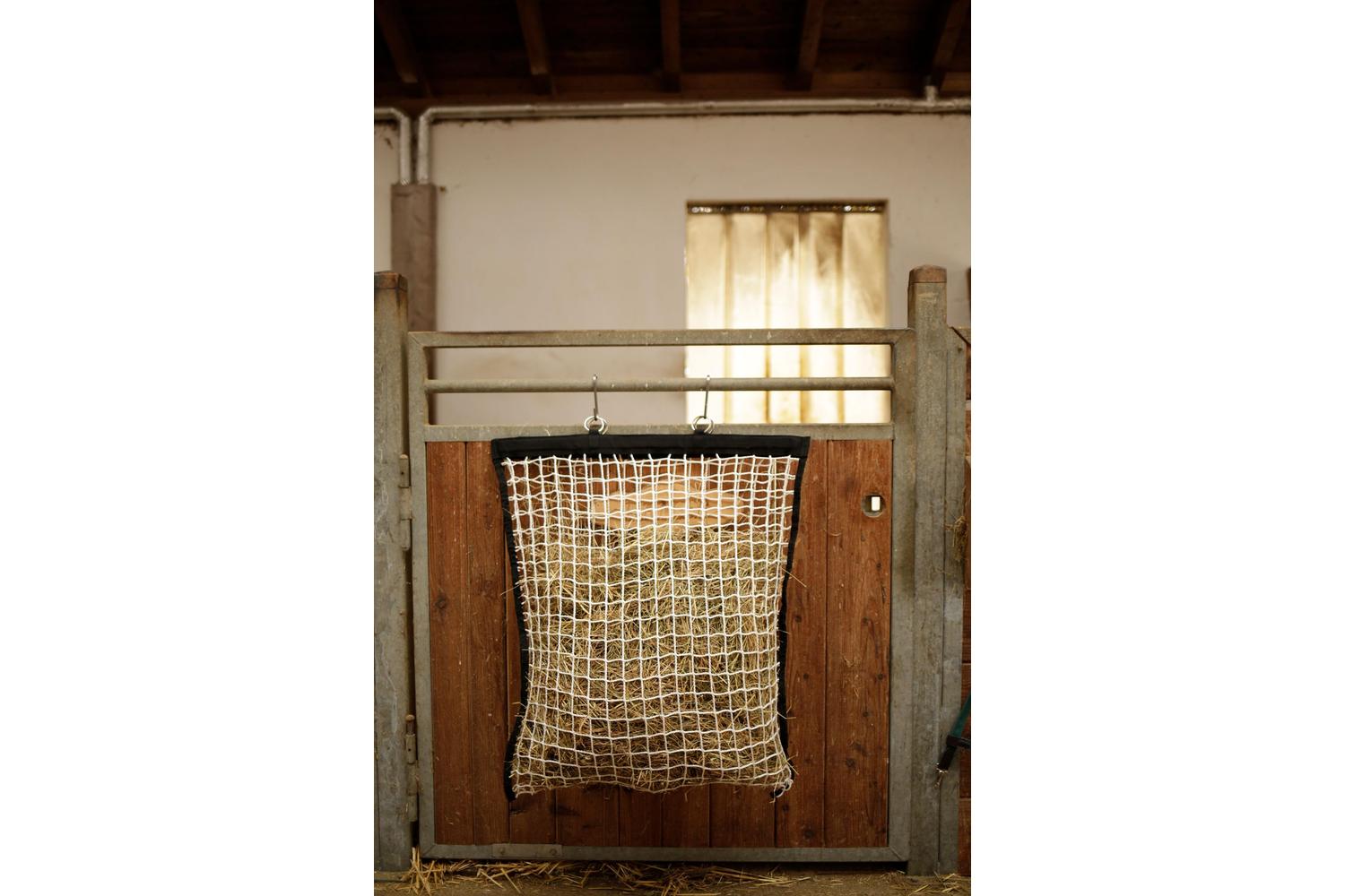 Kerbl Ker-3222179 - Hay Net With Filling Aid White, 90 X 110-2