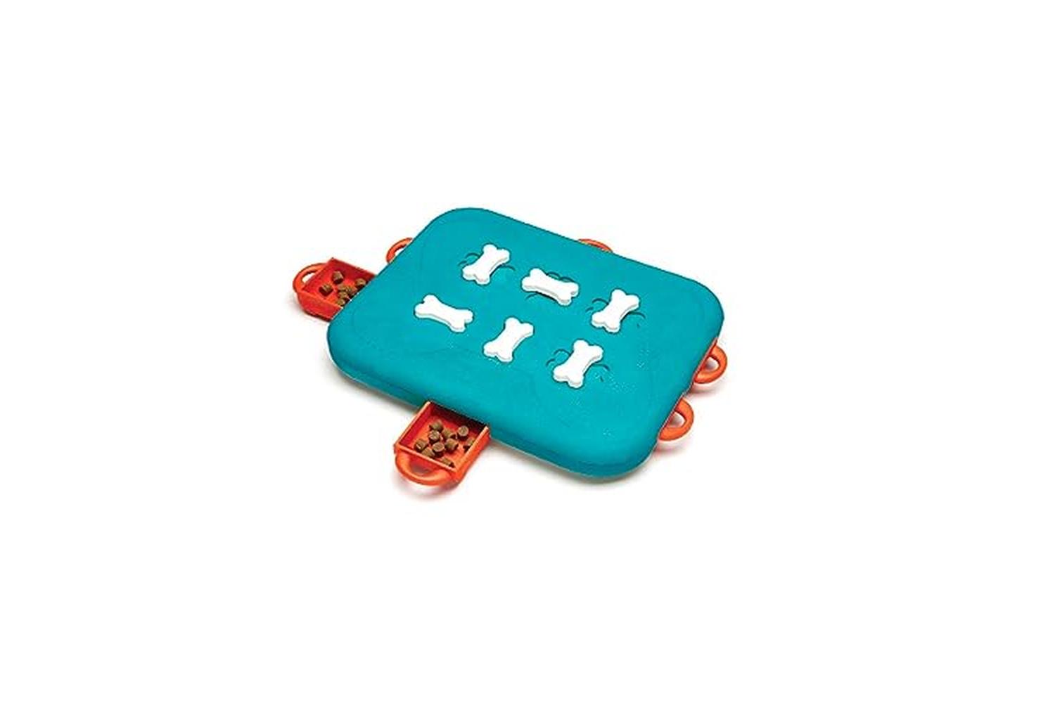 Outward Hound Bp-806540 - Nina Ottosson Dog Casino - 35cm