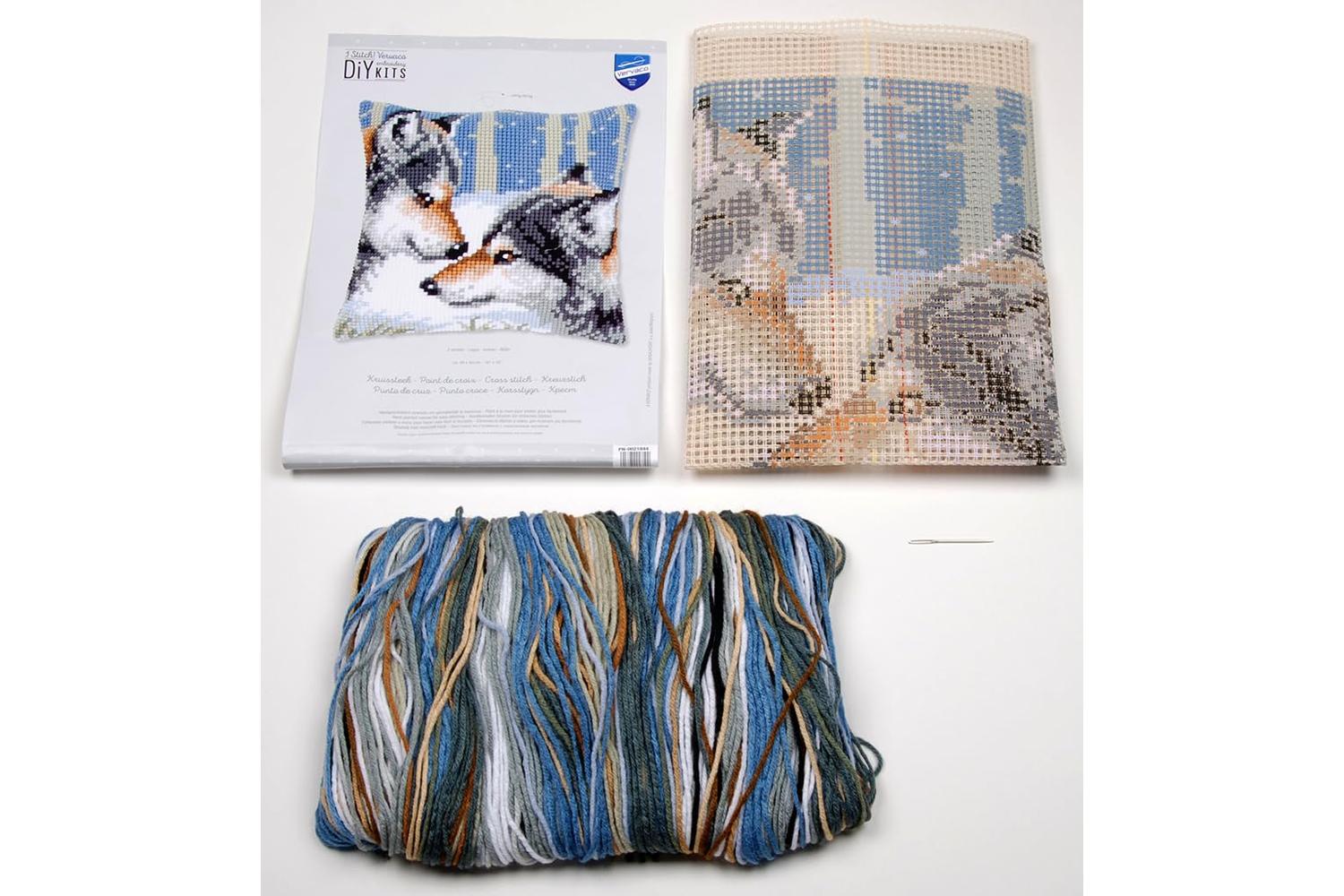 Vervaco Gro-pn-0021844 - Cushion Wolves - Cross Stitch Kit C-3
