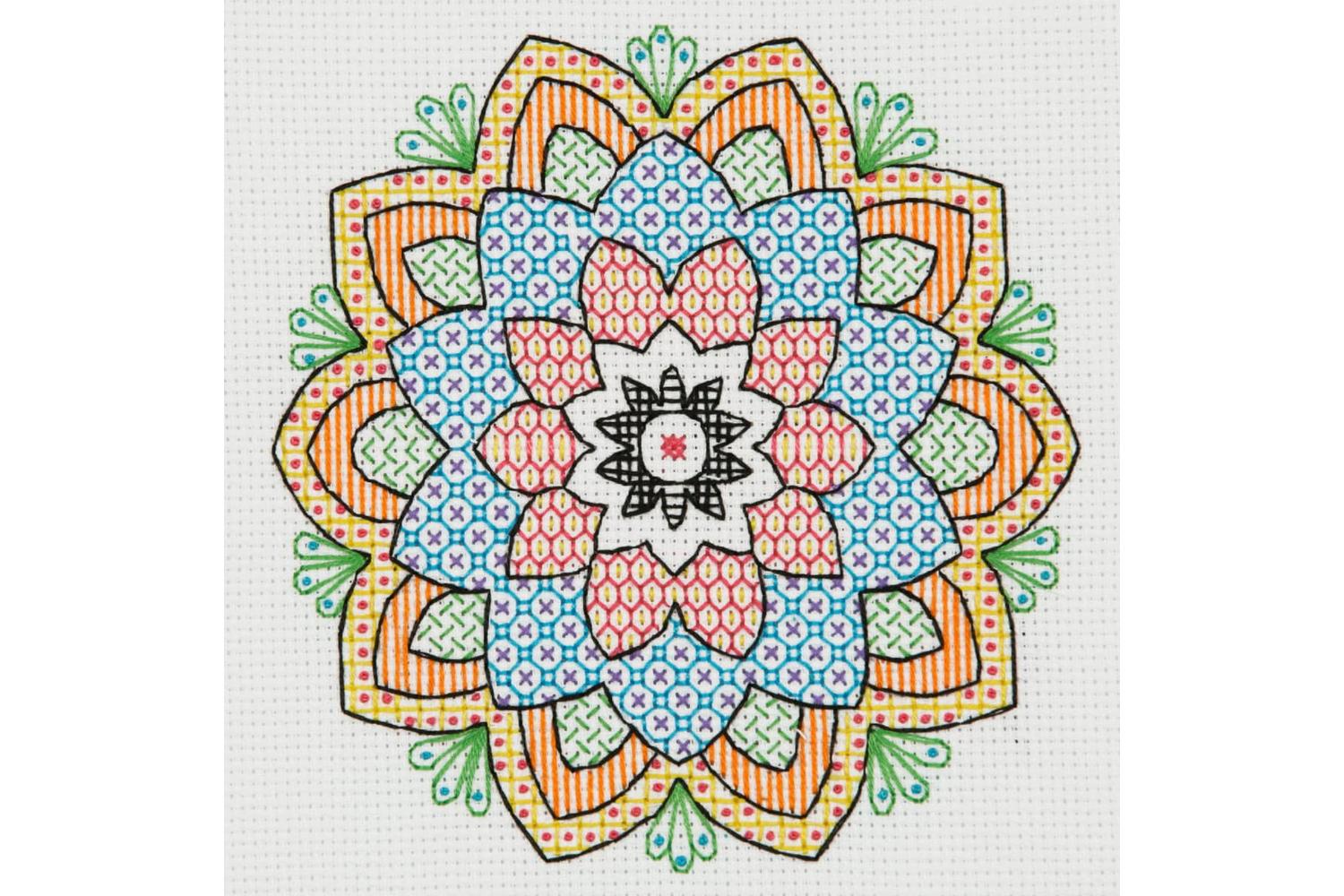 Anchor Gro-abw0010 - Blackwork Mandala - Counted Cross Stitc