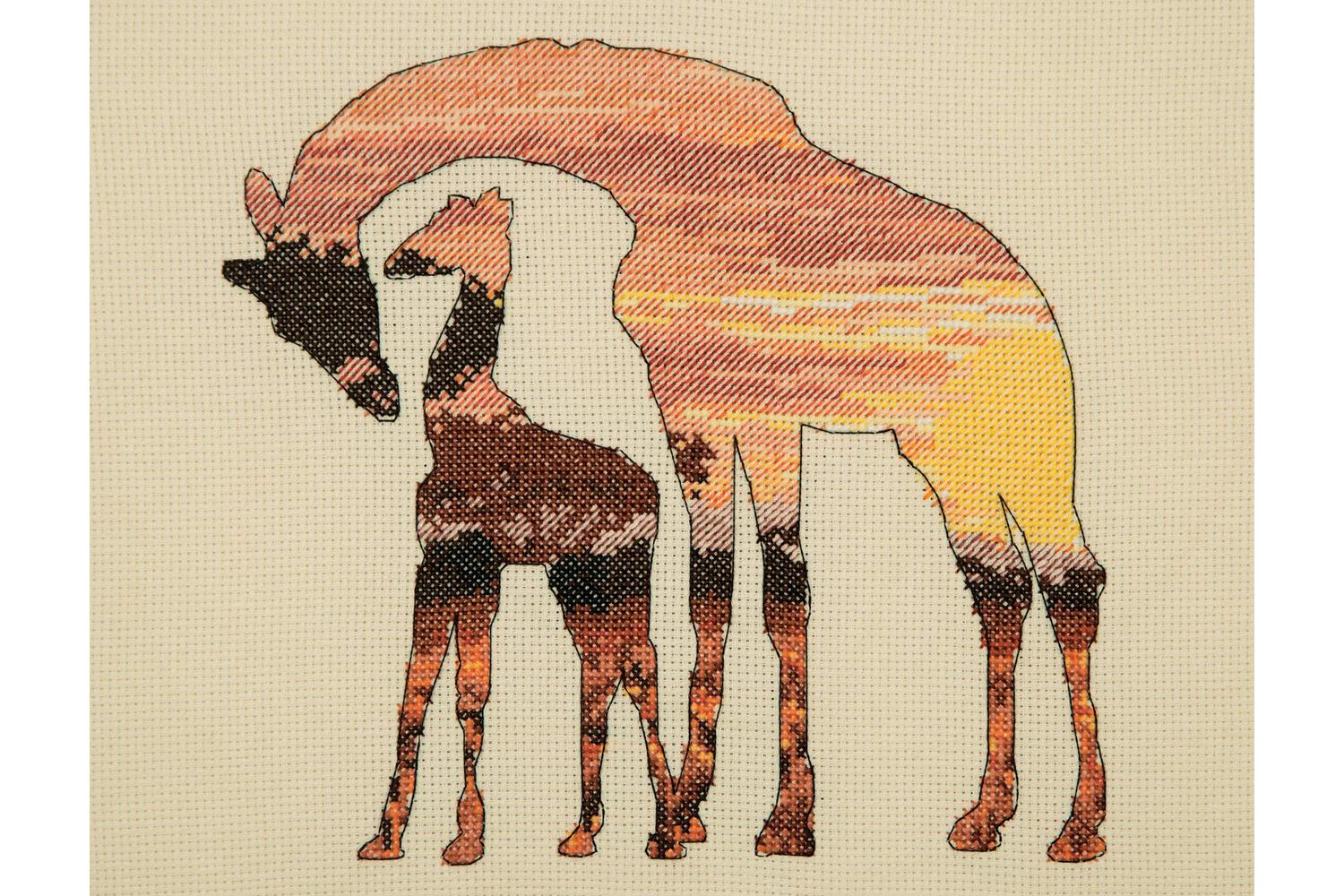 Anchor Gro-5678000\5042 - Counted Cross Stitch Kit Maia Coll-2