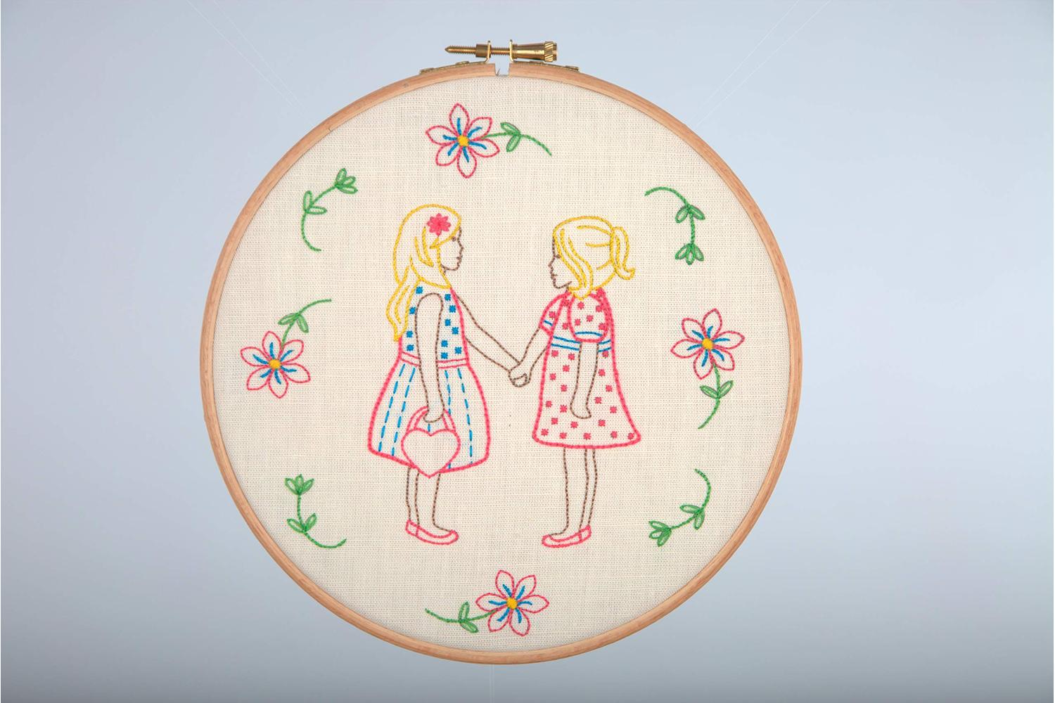Anchor Gro-ahp203 - Friends For Ever - Embroidery Kit With H-2