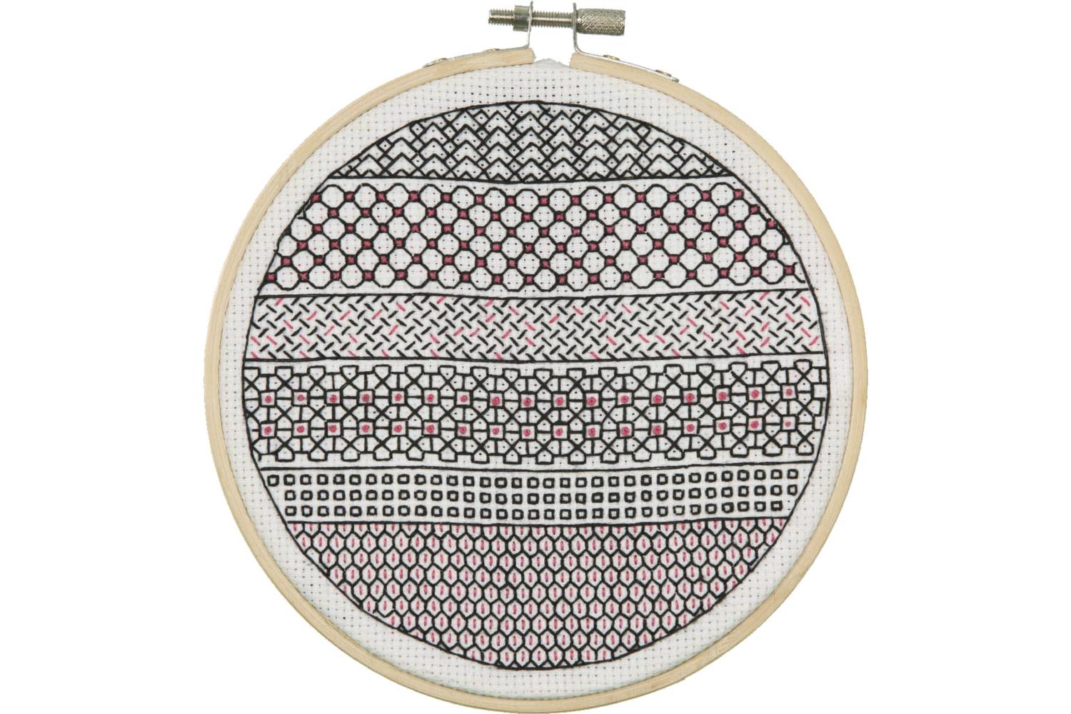 Anchor Gro-abw0008 - Blackwork Stripe - Embroidery Kit Black