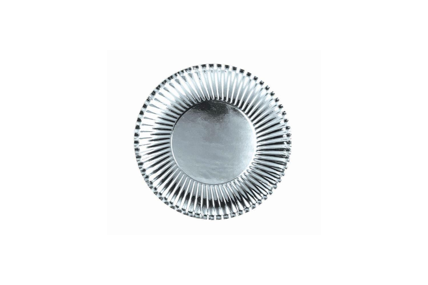 Rubies | Rb-x82936 | Silver Paper Plates Small. ( 10 Pack) 18cm