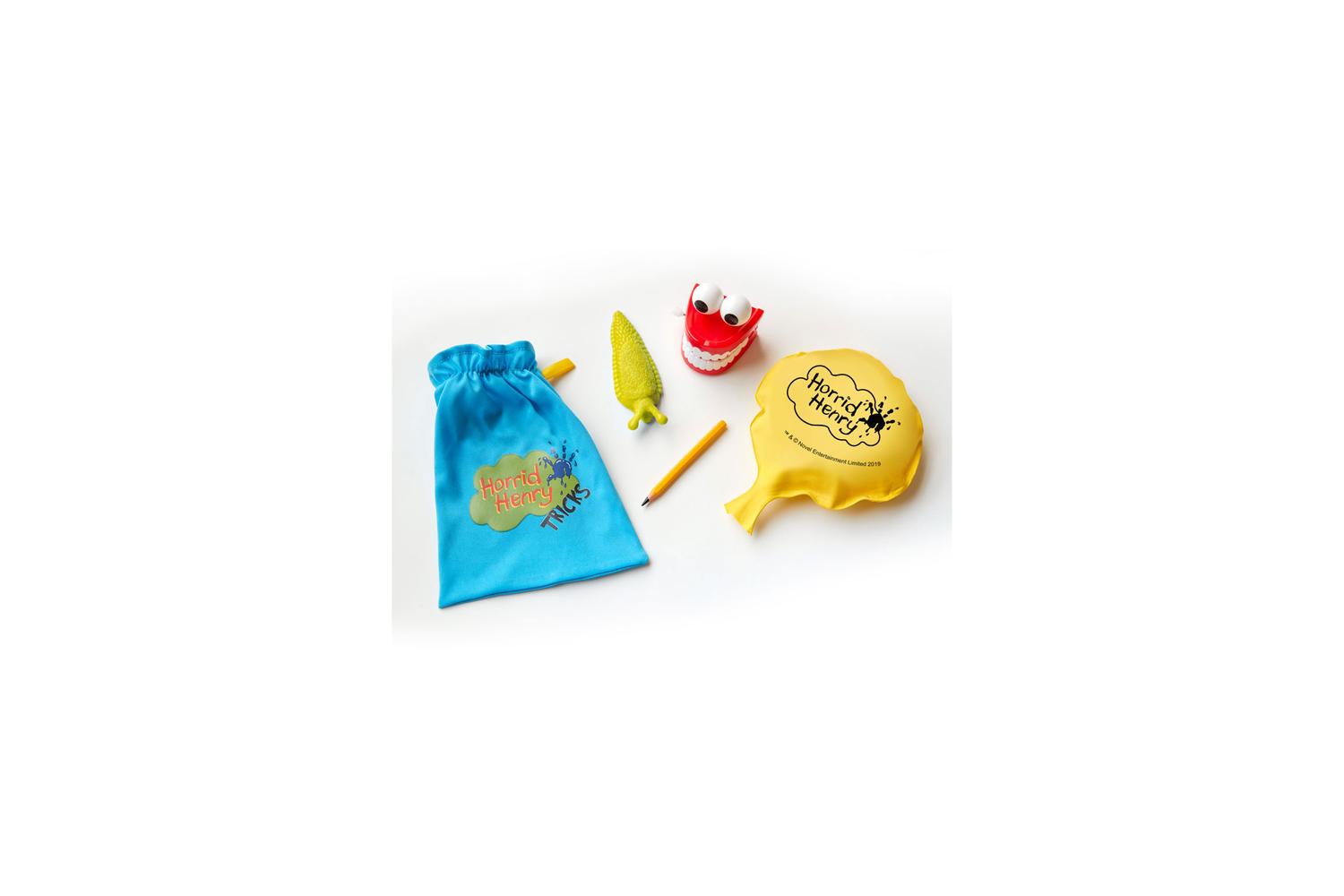 Rubies | Rb-300618-os | Horrid Henry Bag Of Trick Os-2