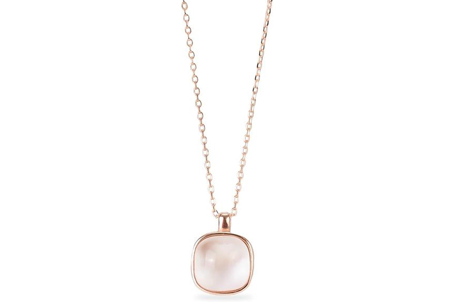 Luxenter Daesik Pendant Gold Plated with Mother of Pearl Stone