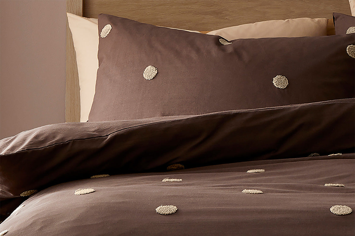 Appletree | Dot Garden Duvet Cover Set | Chocolate | Super King-2