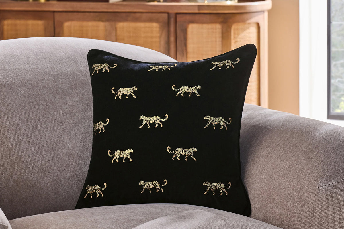 Duma Cushion | Noir | 43 x 43 cm-2