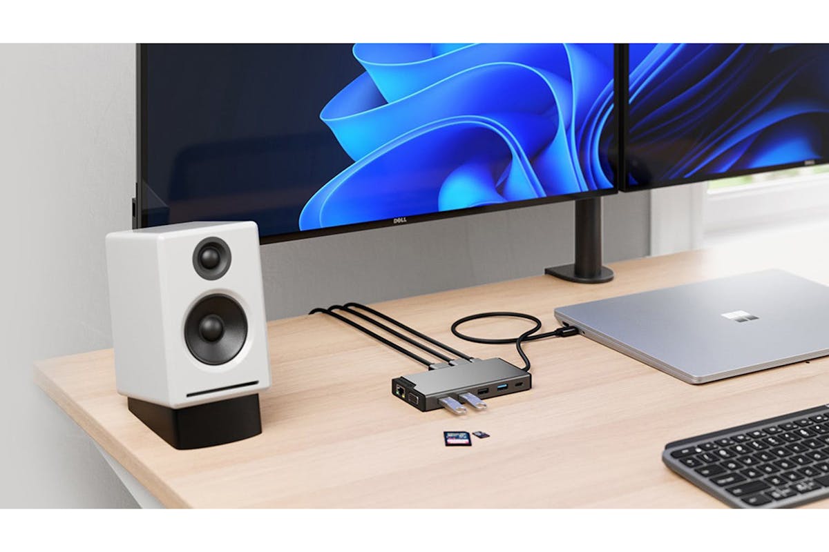 Alogic DV3 12-in-1 USB-C Dual Display Mini Dock-2