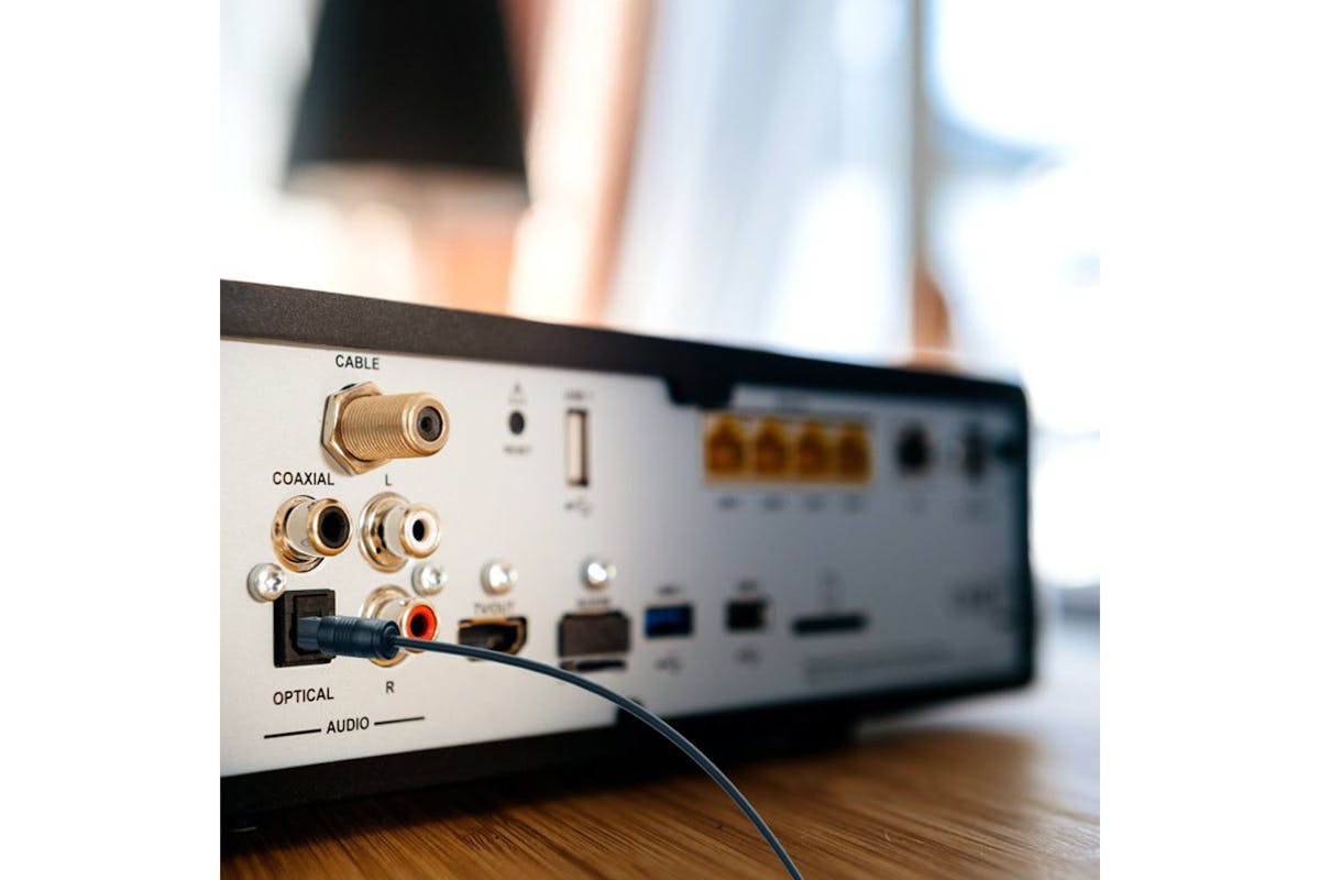 Ekon Toslink Cable with Fibre-optic Connectors | 1.8m-2