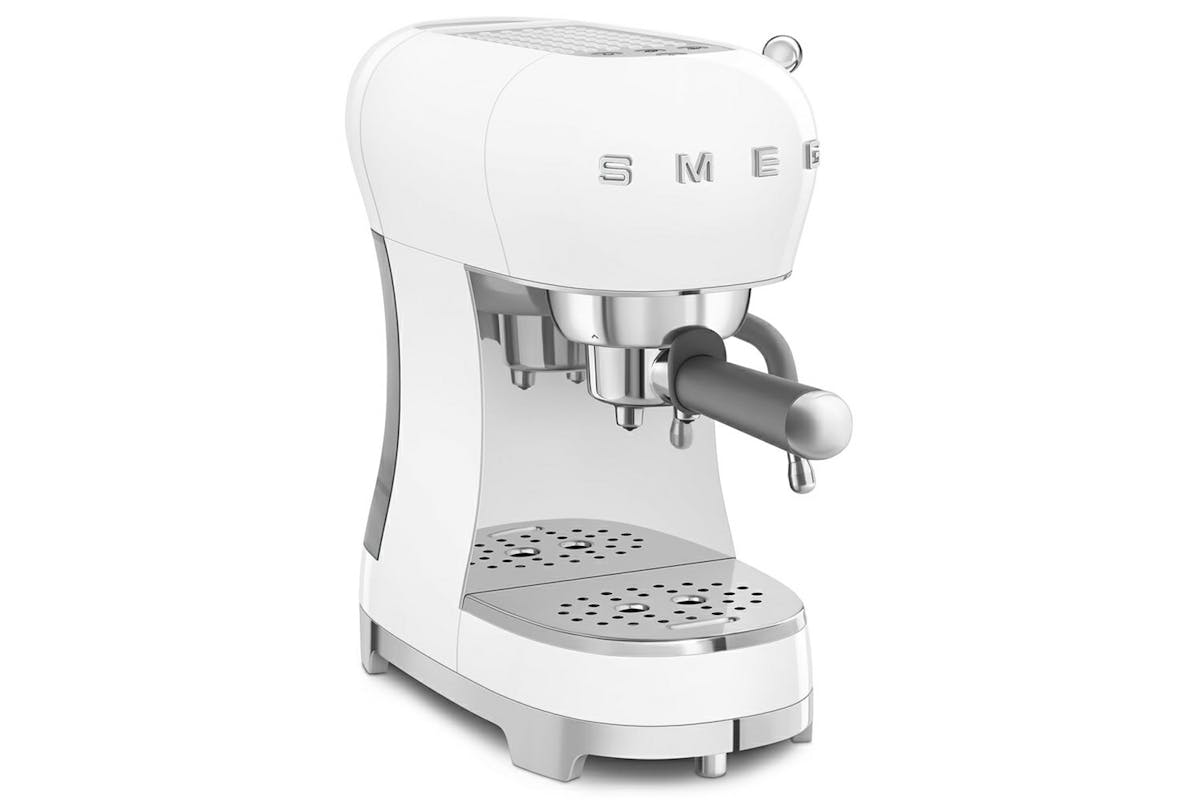 Smeg 50's Retro Style Espresso Coffee Machine | ECF02WHUK | White-3